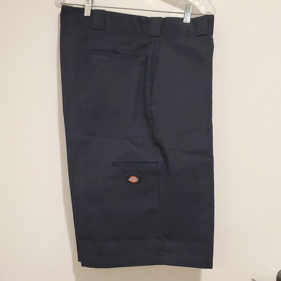 Dickies Other - Dickies Work utility uniform shorts unisex check measurements NWOT 16 or 18